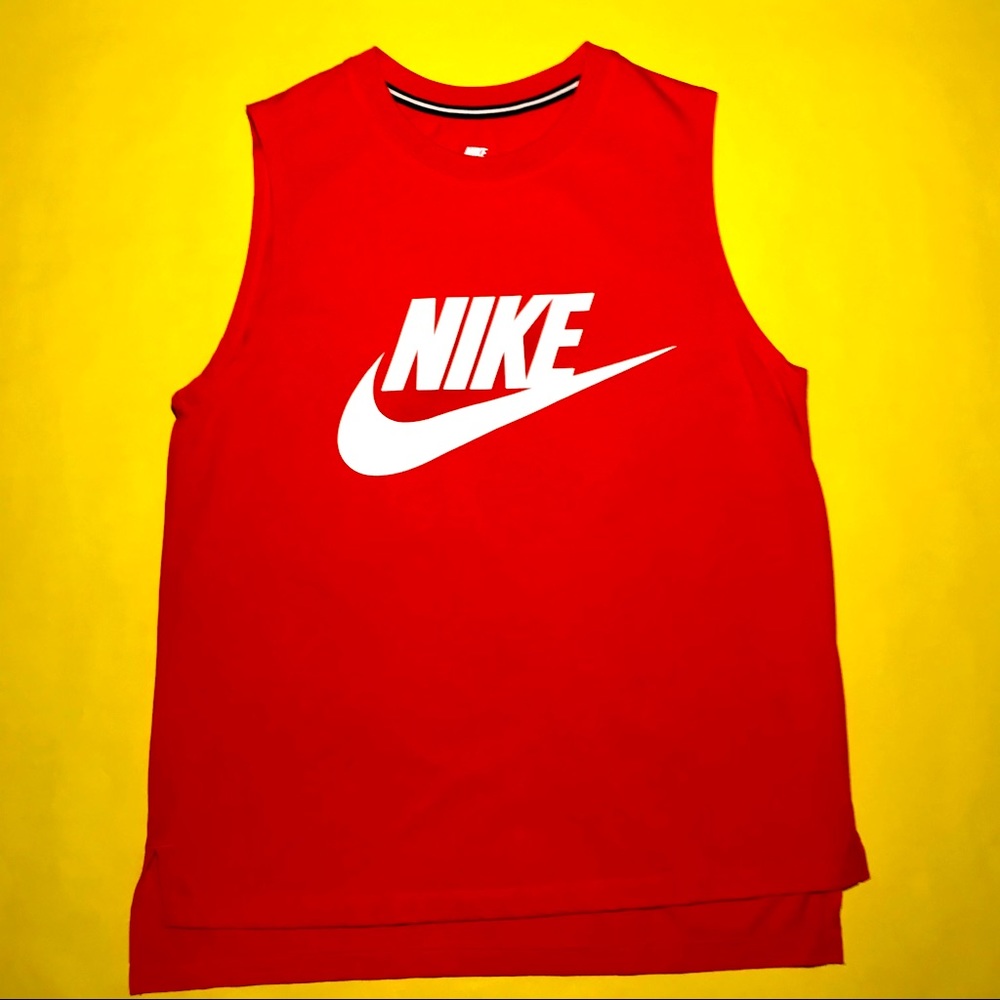 NIKE Sleeveless Tee Size M